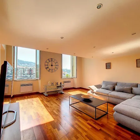 Loft Sur Le Port De * 尼斯